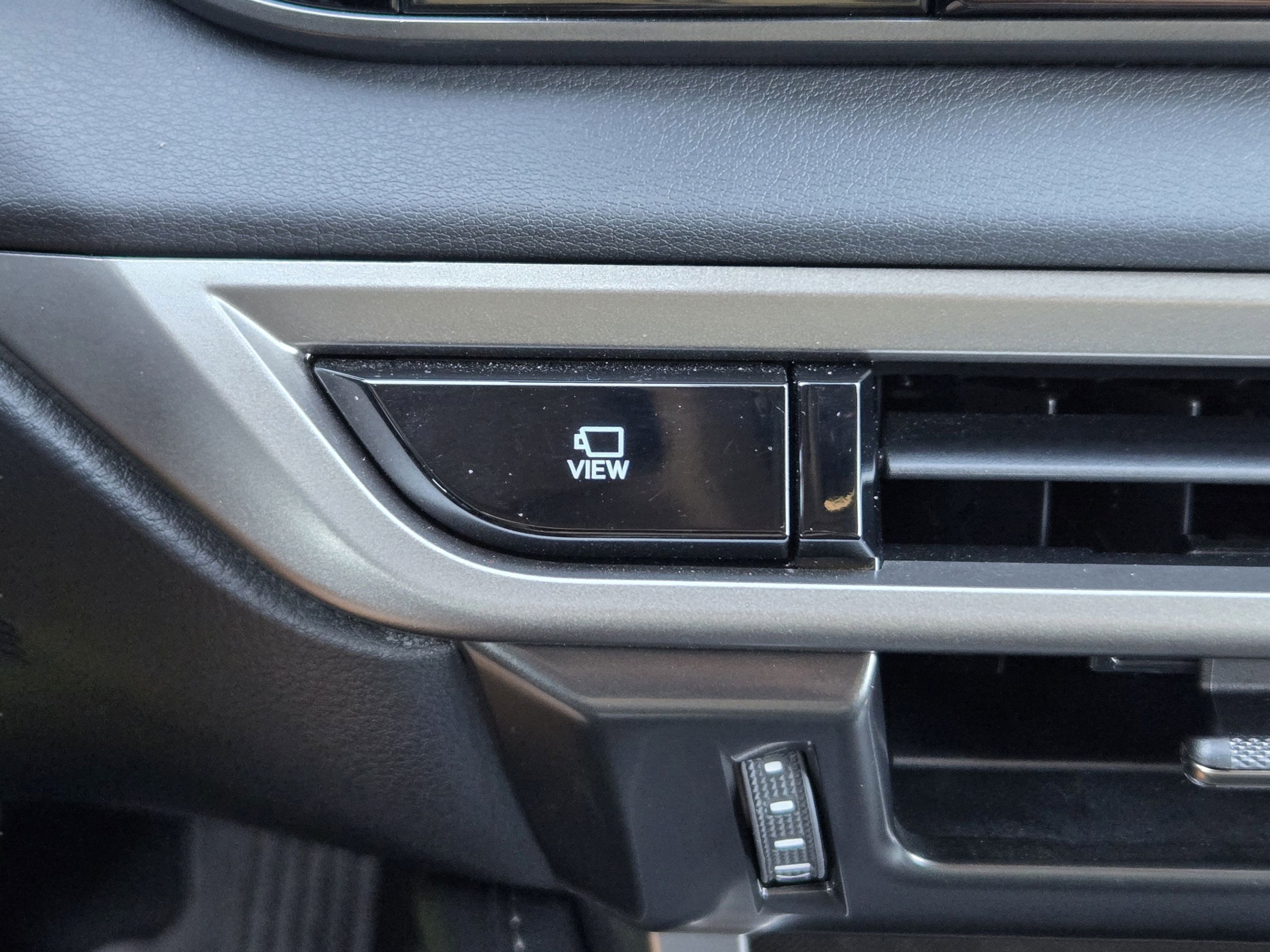Used 2025 Lexus RX 350 Premium w/ Accessory Package (Z1) FWD image 16