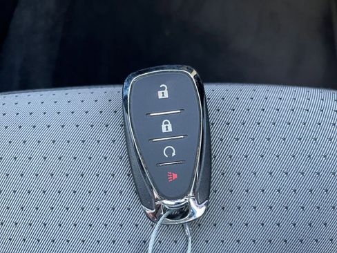 Used 2025 Chevrolet Trax LT image 21