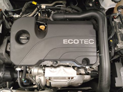 Used 2021 Chevrolet Equinox LT FWD image 30