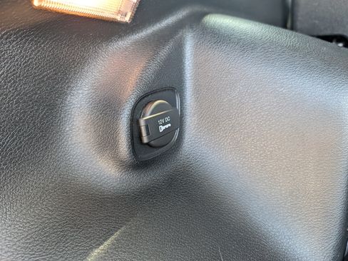 Used 2020 Jeep Cherokee Trailhawk w/ Comfort/Convenience Group AWD/4WD image 19