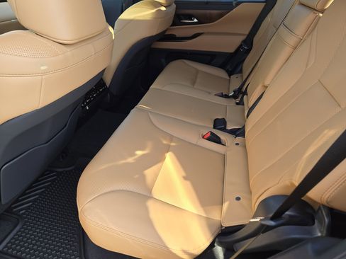 New 2026 Lexus LX 600 4WD w/ Accessory Package (2T) image 20