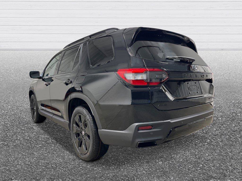New 2026 Honda Pilot Black Edition image 3