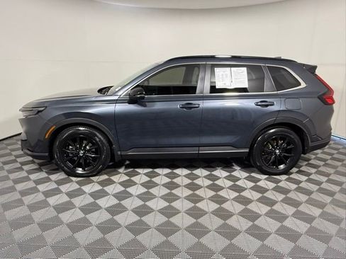 Used 2023 Honda CR-V Sport image 3