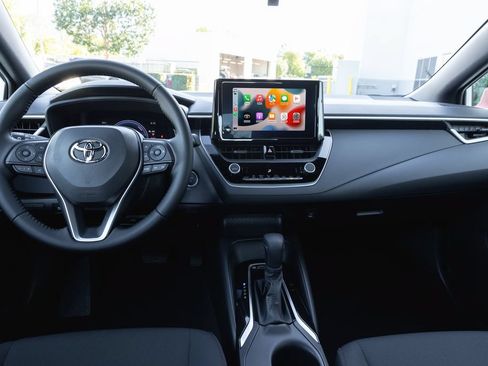 New 2026 Toyota Corolla SE FWD image 12