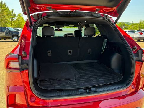 Used 2025 Ford Escape ST-Line Elite w/ Premium Technology Package AWD/4WD image 11