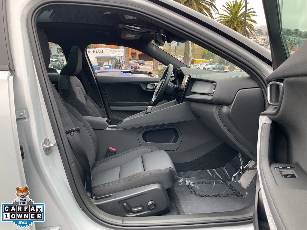 Used 2024 Polestar Polestar 2 w/ Pilot Pack RWD image 58