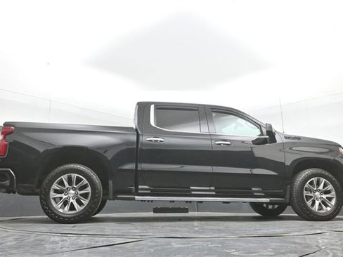 Used 2022 Chevrolet Silverado 1500 High Country w/ LPO, Dark Essentials Package image 51