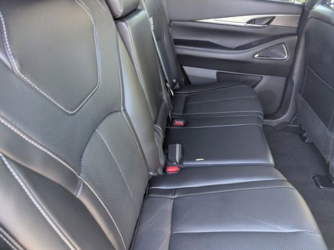 Certified 2025 INFINITI QX60 Luxe w/ Black Edition image 14