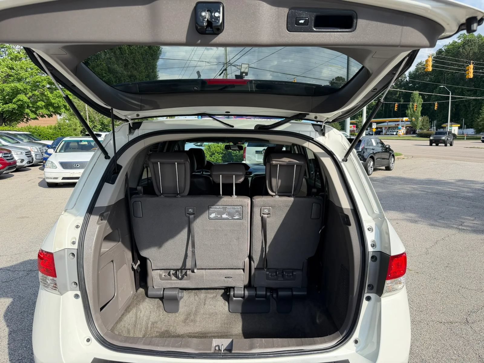 Used 2014 Honda Odyssey EX-L image 29