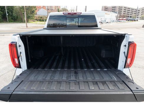 Used 2025 GMC Sierra 1500 AT4 w/ AT4 Premium Package image 33