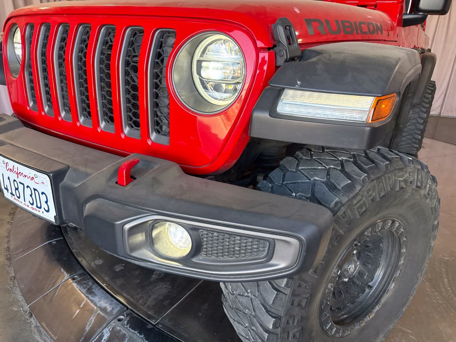 Used 2021 Jeep Gladiator Rubicon w/ LED Lighting Group AWD/4WD image 9