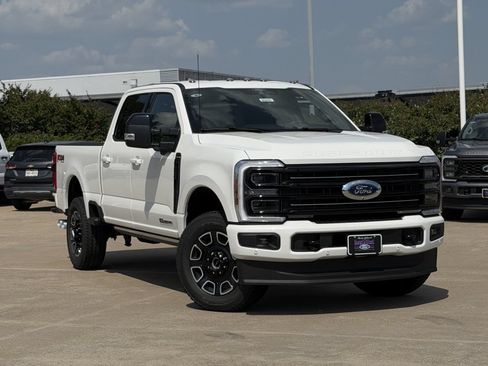New 2026 Ford F250 Platinum AWD/4WD image 2