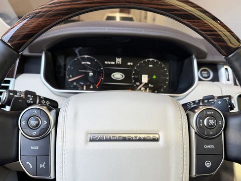 Used 2016 Land Rover Range Rover Supercharged AWD/4WD image 18