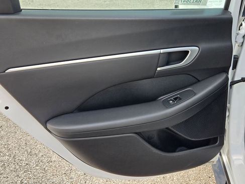 Used 2024 Hyundai Sonata SEL FWD image 15