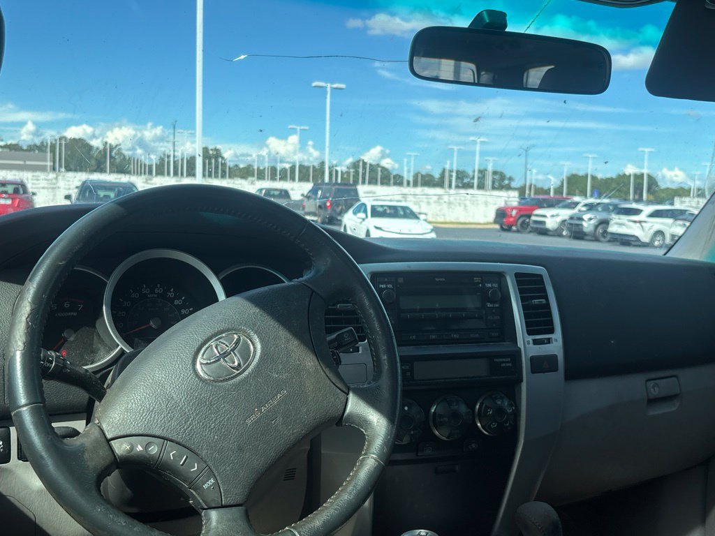 Used 2009 Toyota 4Runner SR5 RWD image 3