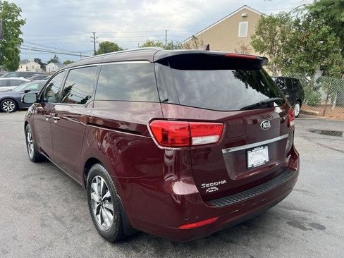 Used 2015 Kia Sedona SX FWD image 4
