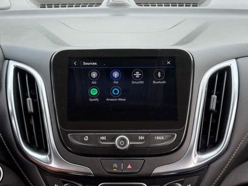 Used 2022 Chevrolet Equinox Premier image 29