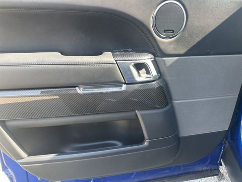 Used 2021 Land Rover Range Rover Sport SVR image 16