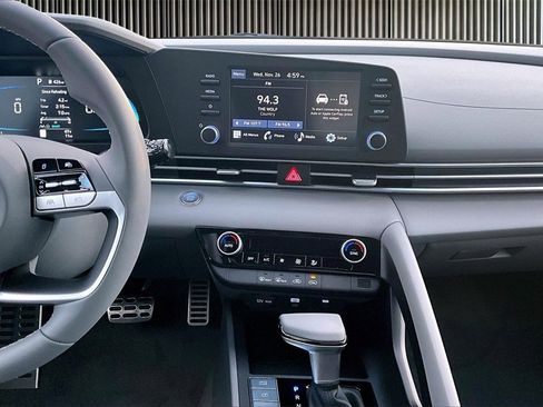 New 2026 Hyundai Elantra Sport image 7