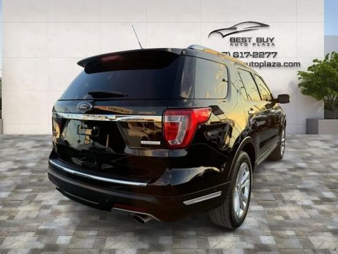 Used 2018 Ford Explorer Limited w/ Equipment Group 301A image 6