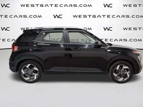Used 2024 Hyundai Venue SEL image 39