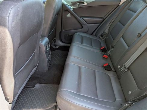 Used 2014 Volkswagen Tiguan SEL image 27