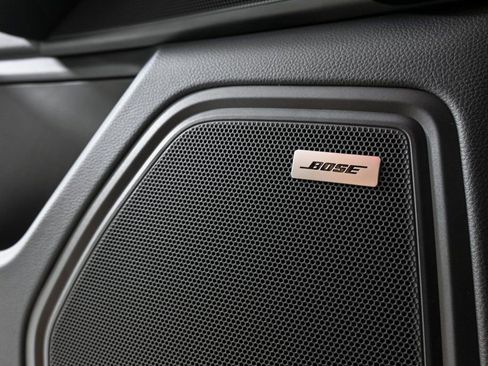 New 2026 Porsche Macan image 7