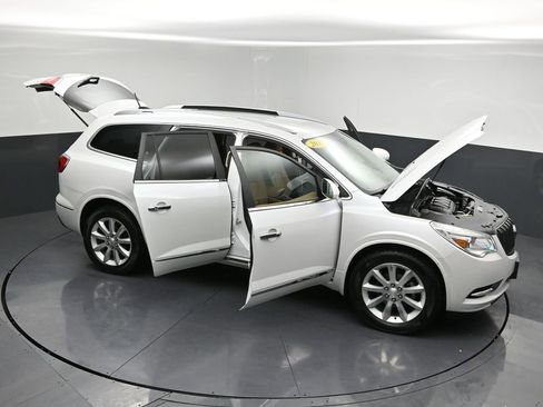 Used 2017 Buick Enclave Premium image 33