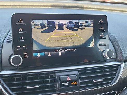 Used 2019 Honda Accord Sport image 7