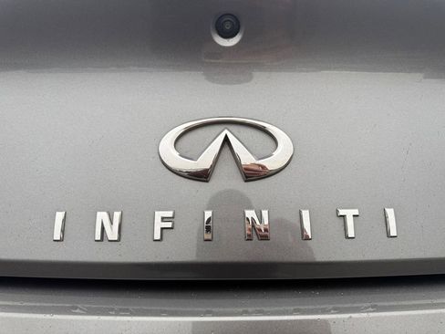Used 2019 INFINITI Q60 3.0t Luxe image 17