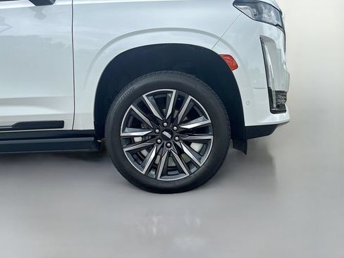 Used 2021 Cadillac Escalade Sport w/ Driver Assist Tech Package AWD/4WD image 10