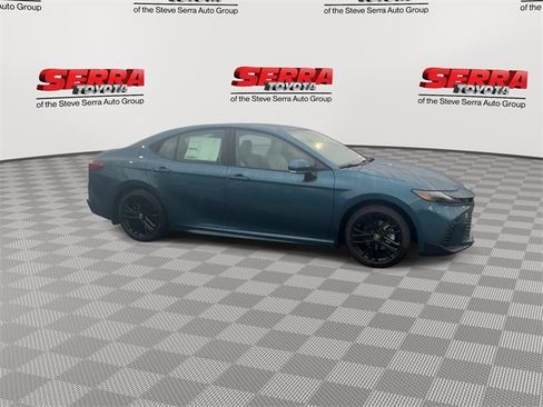 New 2026 Toyota Camry SE image 3