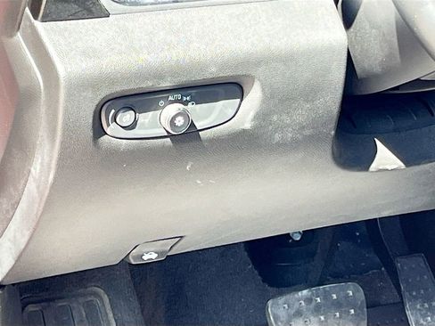 Used 2023 Chevrolet Traverse RS w/ LPO, Floor Liner Package image 10