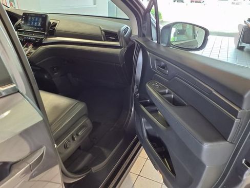 Used 2025 Honda Odyssey EX-L image 27