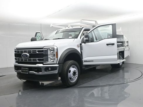 New 2025 Ford F550 2WD Regular Cab Super Duty image 33