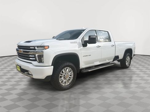 Used 2021 Chevrolet Silverado 2500 High Country w/ Technology Package AWD/4WD image 4