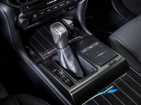 Used 2023 Lexus GX 460 Premium w/ Premium Package image 26