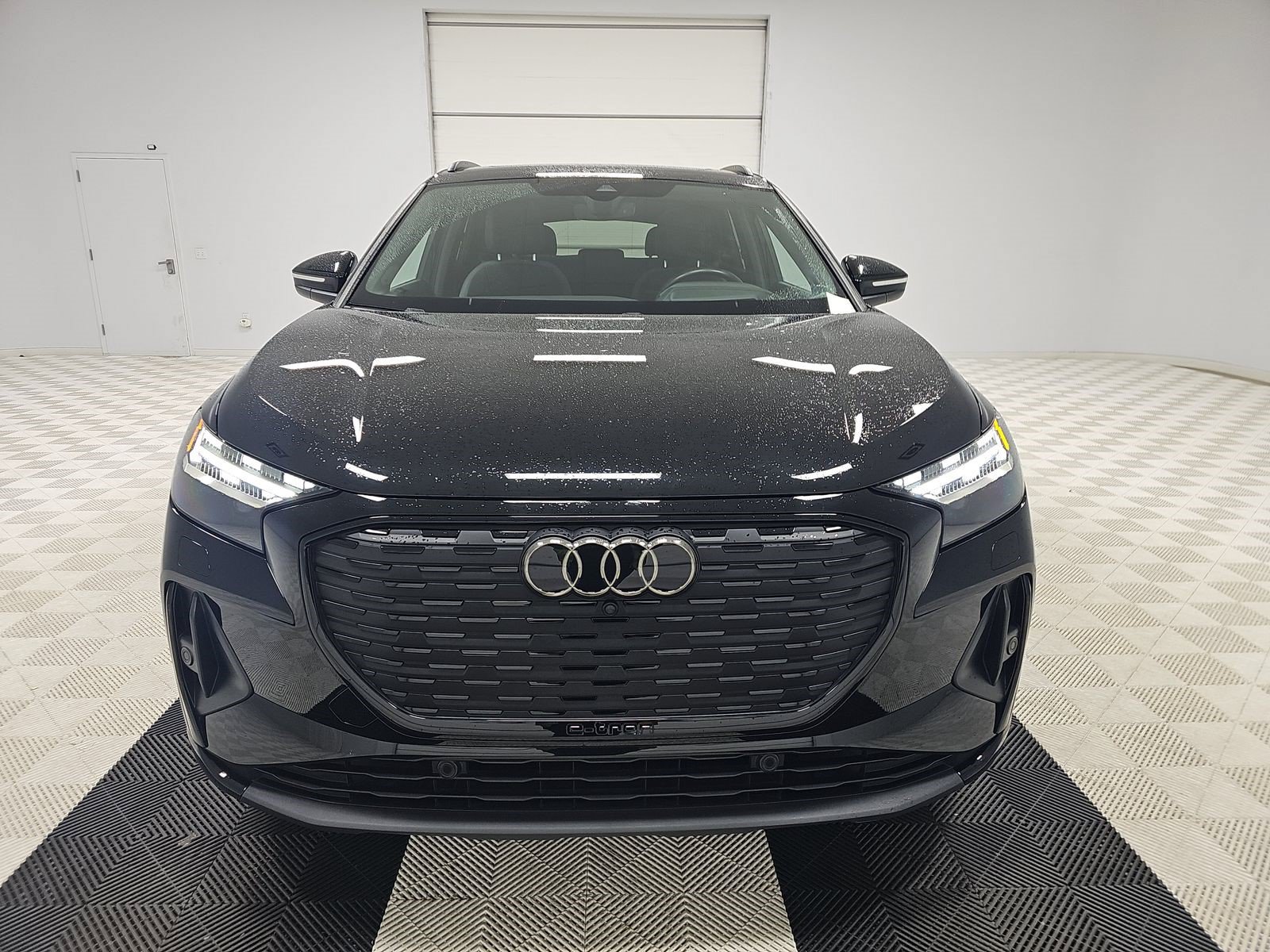 Used 2023 Audi Q4 e-tron Prestige w/ Black Optic Package AWD/4WD image 2