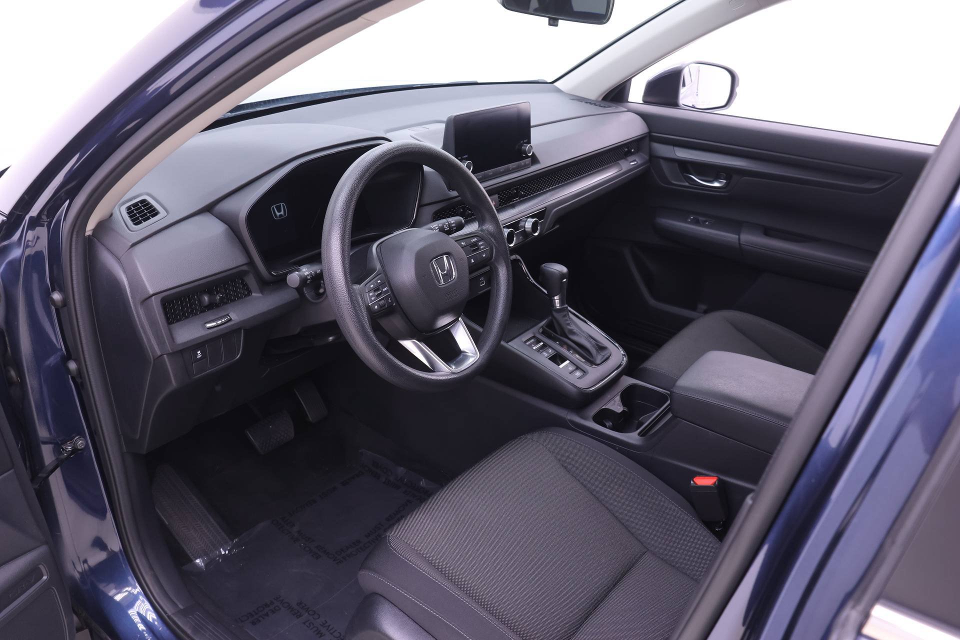 Certified 2023 Honda CR-V LX image 3