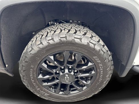 Used 2025 Chevrolet Silverado 2500 LTZ w/ Trail Boss Package image 31