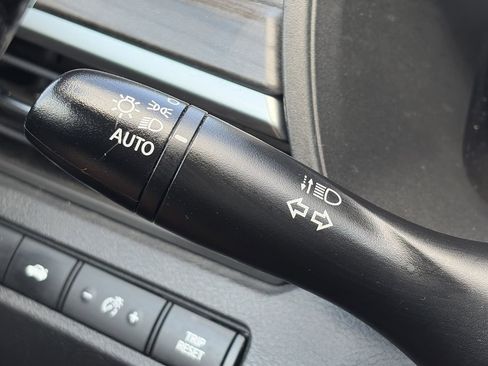 Used 2023 Nissan Altima 2.5 SL FWD image 18