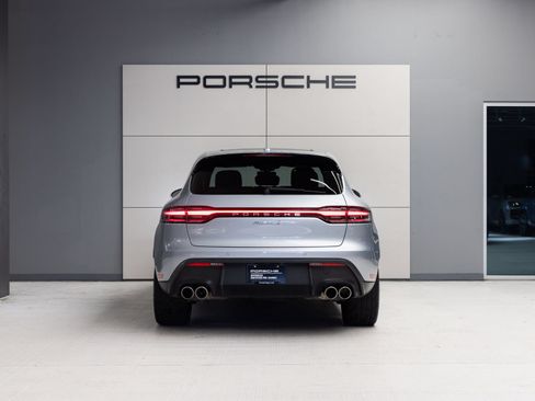 Certified 2023 Porsche Macan S AWD/4WD image 6
