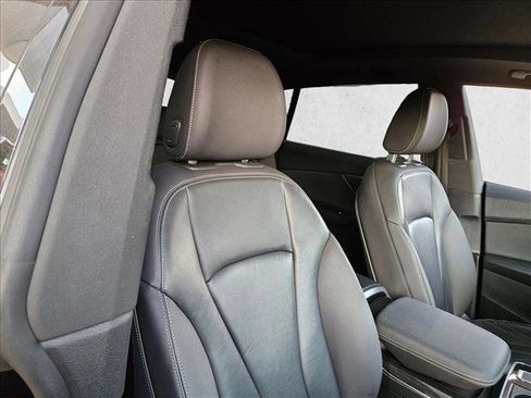 Used 2019 Audi Q8 Premium w/ Convenience Package image 23