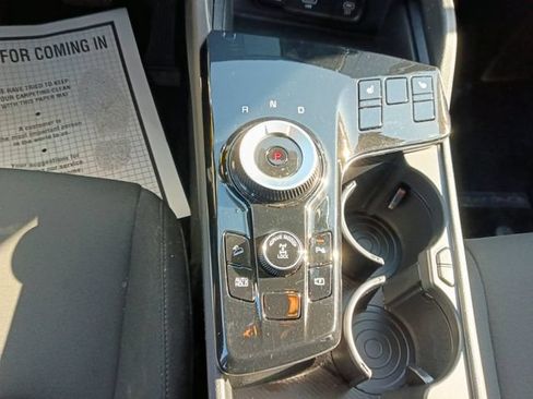 Used 2023 Kia Sportage LX AWD/4WD image 10