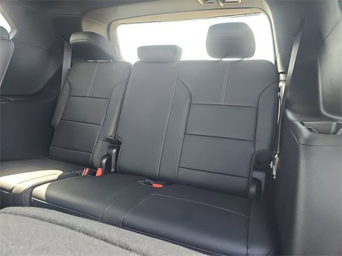 New 2025 GMC Acadia Elevation w/ Elevation Premium Package image 8