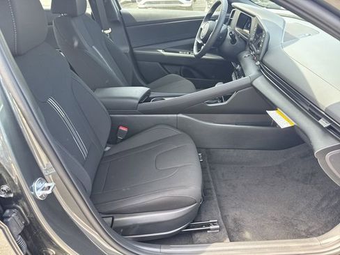 New 2026 Hyundai Elantra SEL Sport Premium FWD image 13