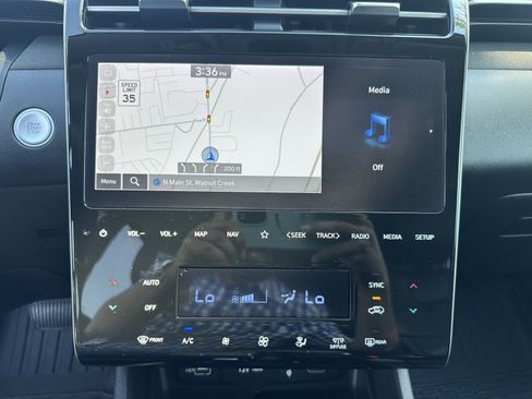 Used 2024 Hyundai Tucson SEL w/ Convenience Package AWD/4WD image 25