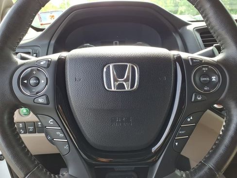 Used 2020 Honda Ridgeline RTL-E image 6
