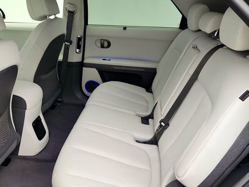 Used 2025 Hyundai Ioniq 5 Limited image 21