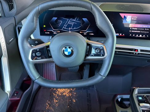 Used 2026 BMW iX xDrive45 AWD/4WD image 18